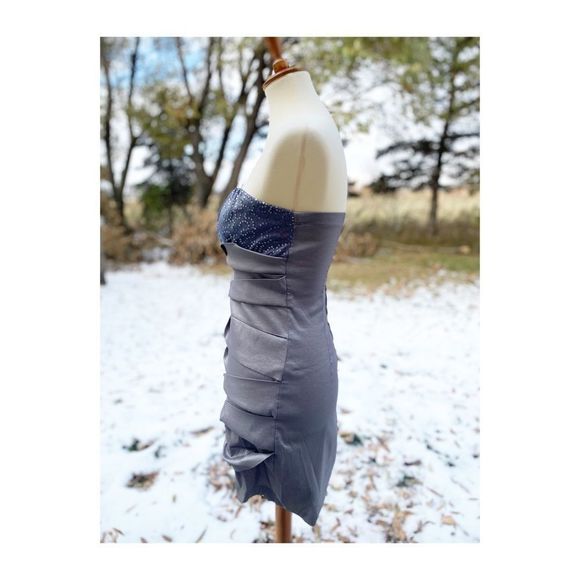 Ruby Rox Silver Metallic Mini Dress Sequins Mini Sparkle Sz 9 - Picture 8 of 10